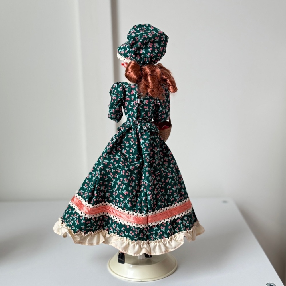 Vintage 1994 Pioneer Barbie American Stories Special Edition Doll - Picture 5 of 5
